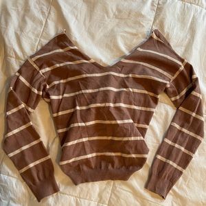 Windsor - open back sweater